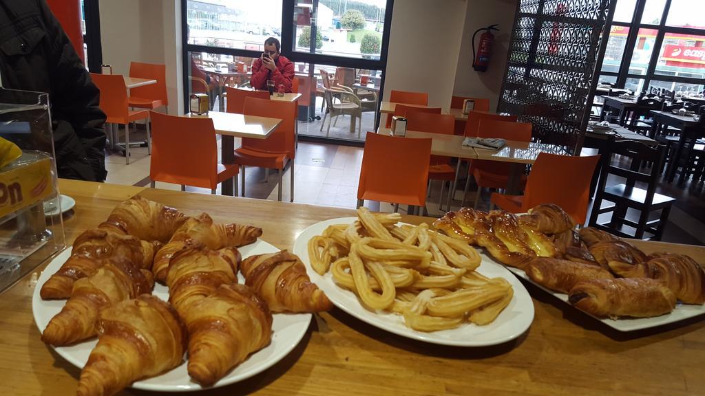 Hotel La Posada De Roces Gijón Eksteriør billede