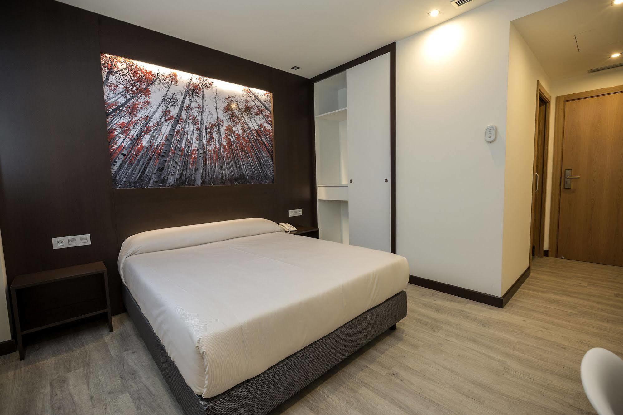 Hotel La Posada De Roces Gijón Eksteriør billede
